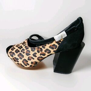 LuLaRoe Leopard Print Sandals Womens 7.5 Block Heel Open Toe Strappy Faux Suede